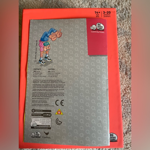 Weird Things Humans Search For - Card Game - Picture 5 of 6